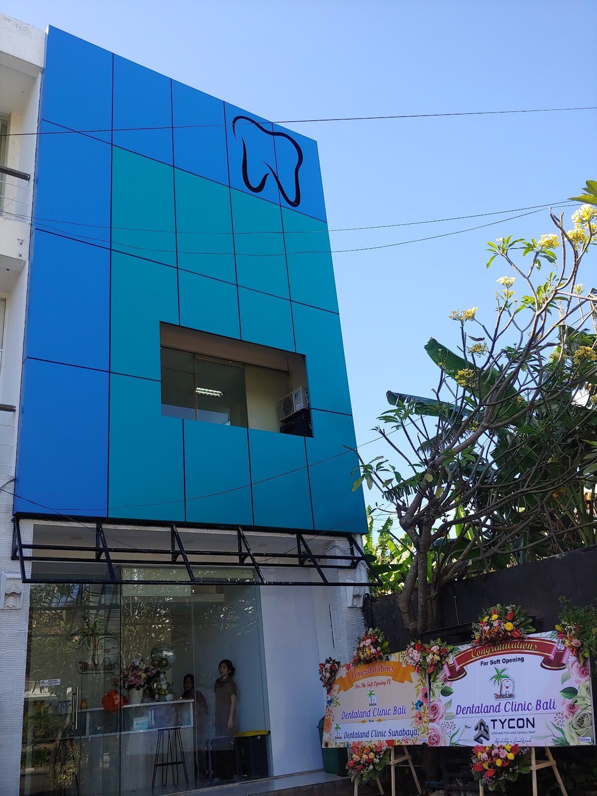 Dentaland Clinic Bali