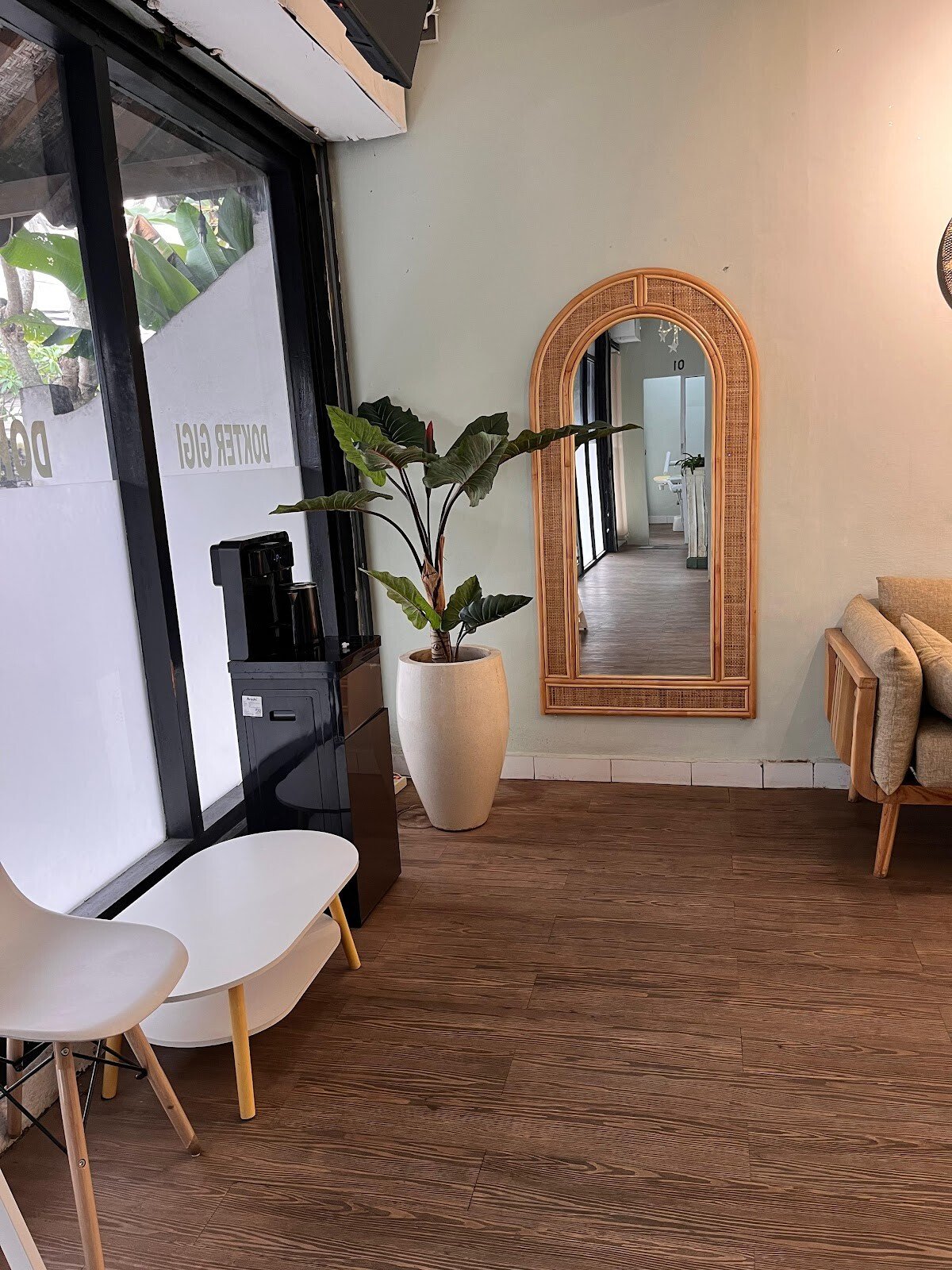 Ubud dentist - Carla Dental