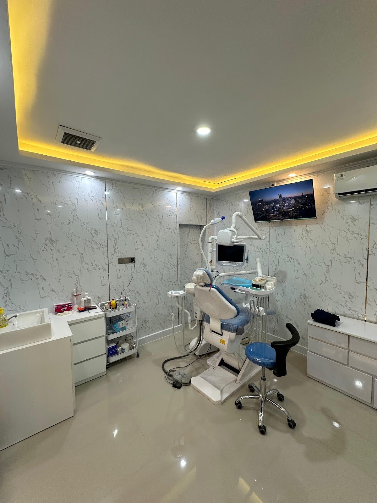 MYD DENTAL CLINIC BALI