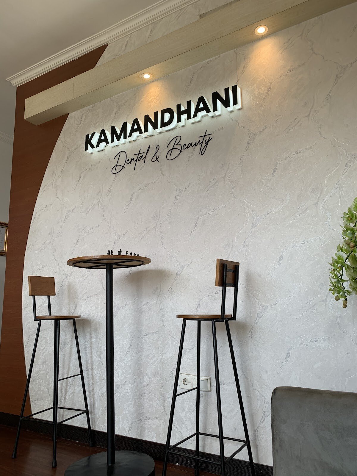 Kamandhani Dental And Beauty Clinics