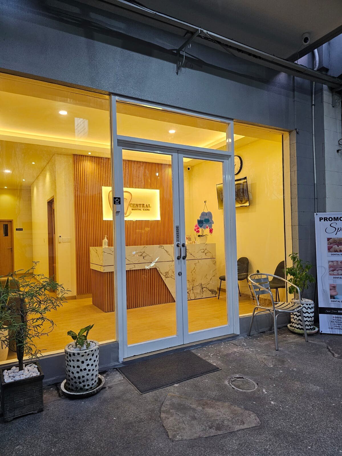 CENTRAL Dental Care | Dental Aesthetic | Klinik Gigi |