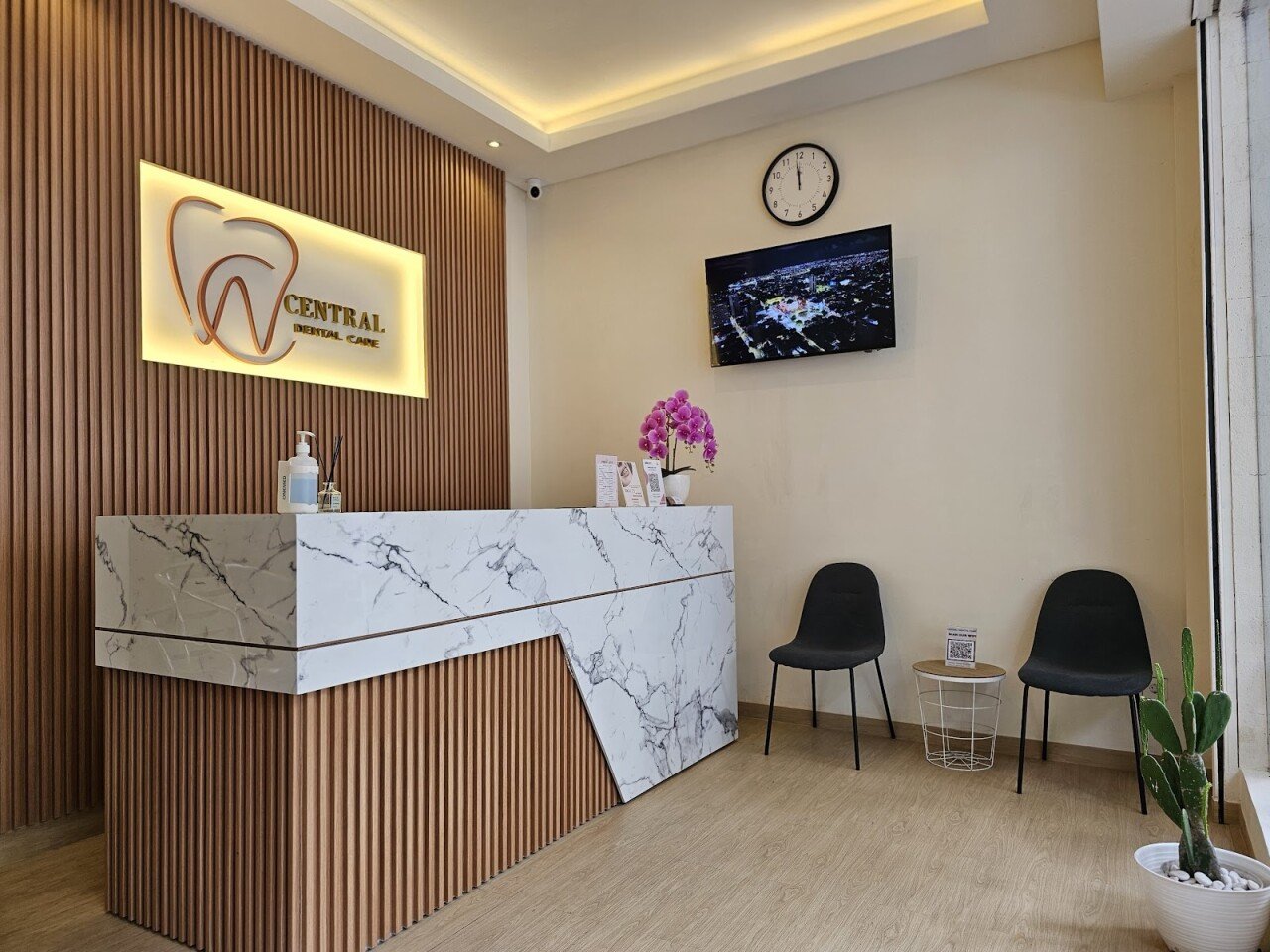CENTRAL Dental Care | Dental Aesthetic | Klinik Gigi |