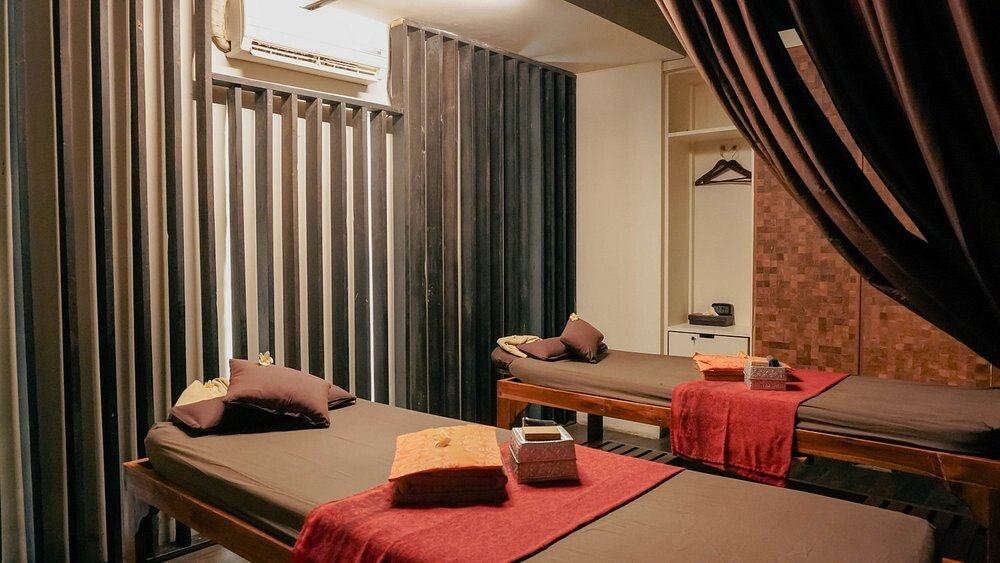 Rehat Massage and Reflexology
