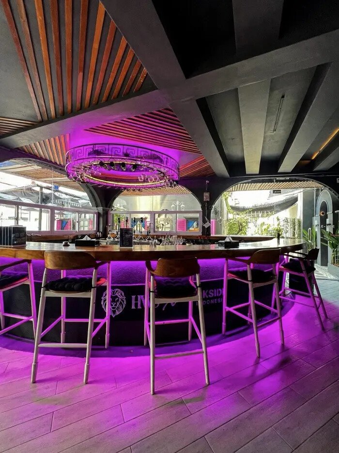 HWS & Darkside Lounge Bar