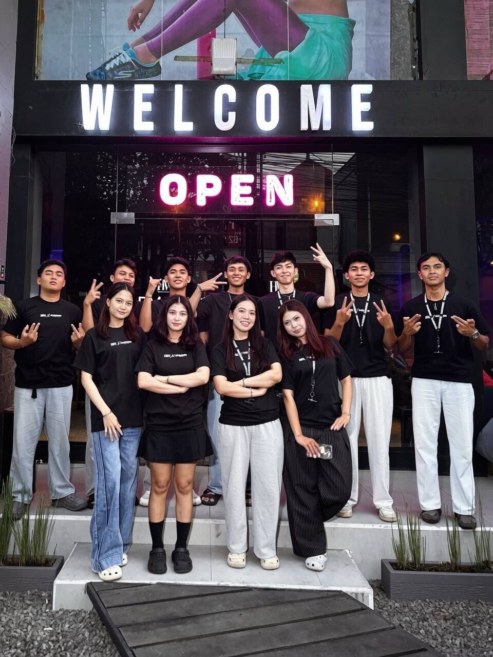 HWS & Darkside Lounge Bar