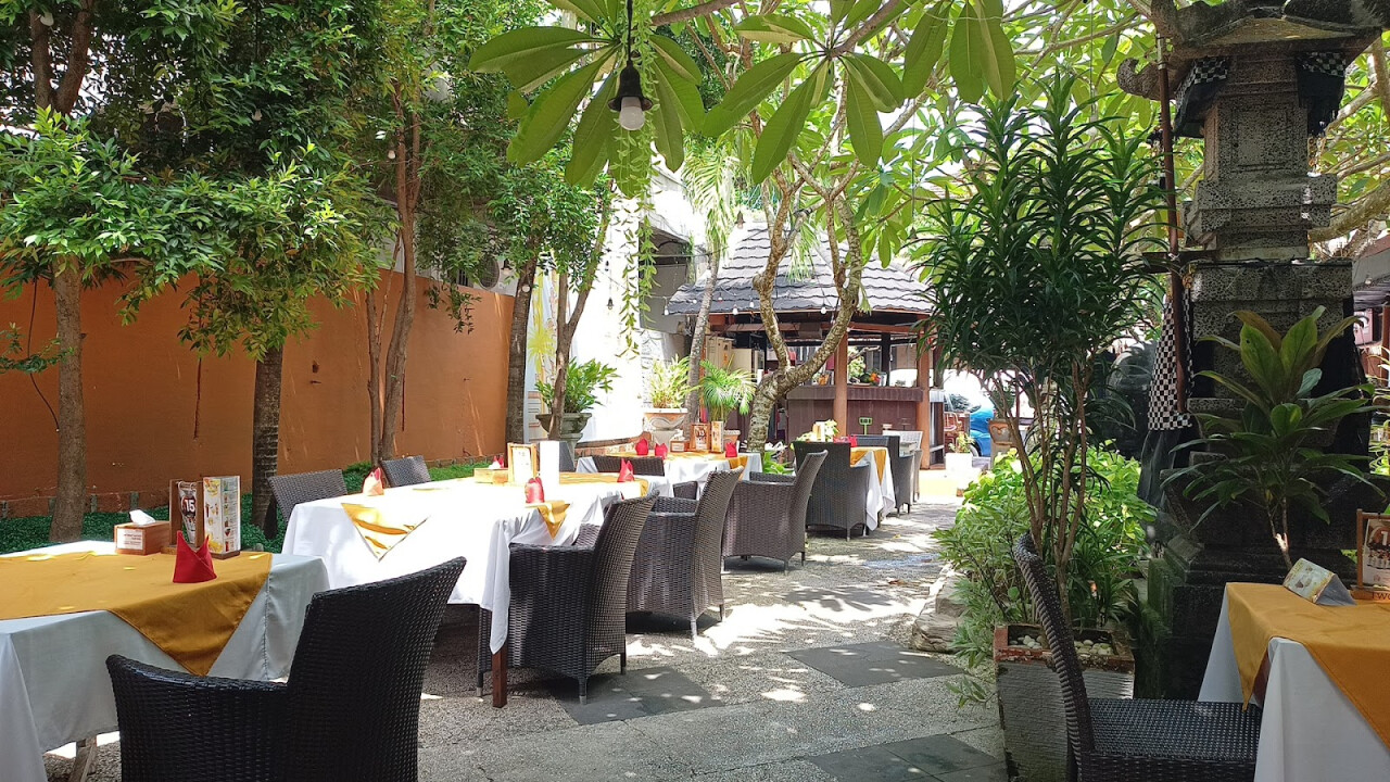 Cockatoo International Bar & Restaurant Nusa Dua