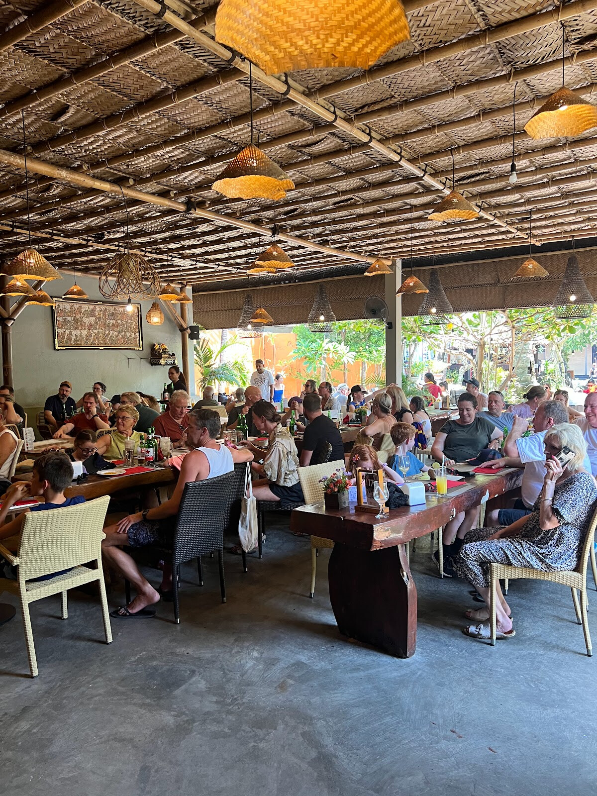 Cockatoo International Bar & Restaurant Nusa Dua