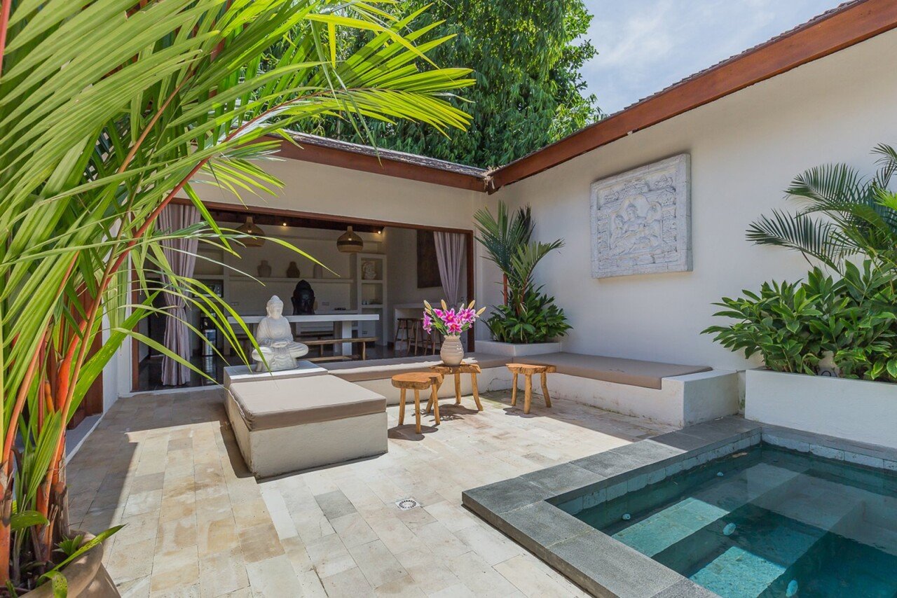Вилла tropical villas — с бассейном и двориком Кедонганан 4 и более спален
