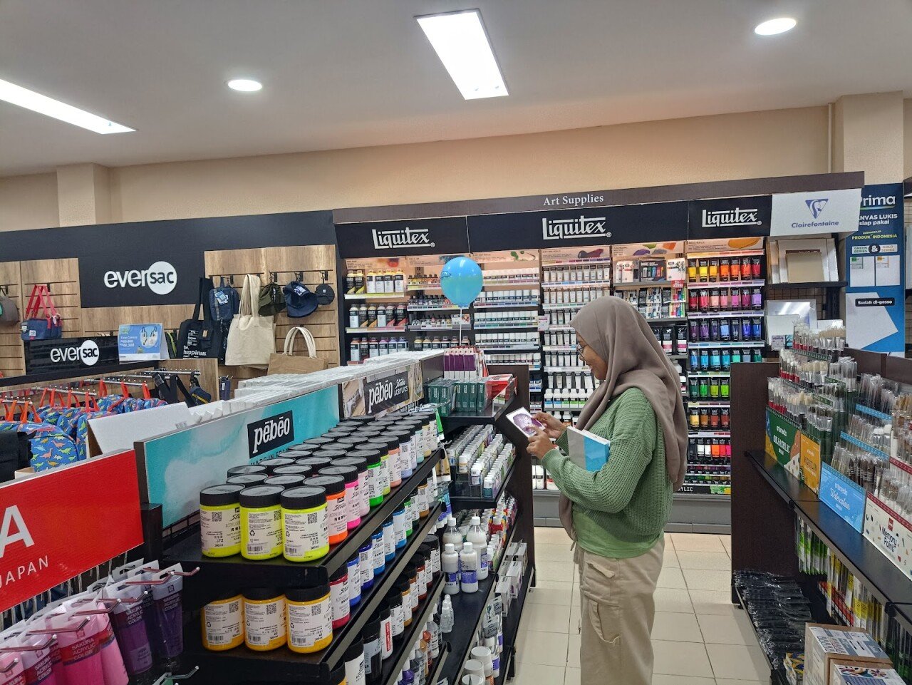 Gramedia Teuku Umar