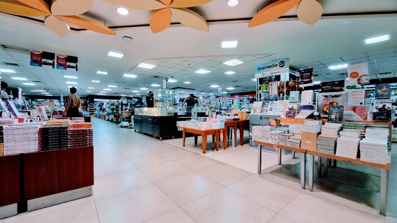 Gramedia Bali Duta Plaza