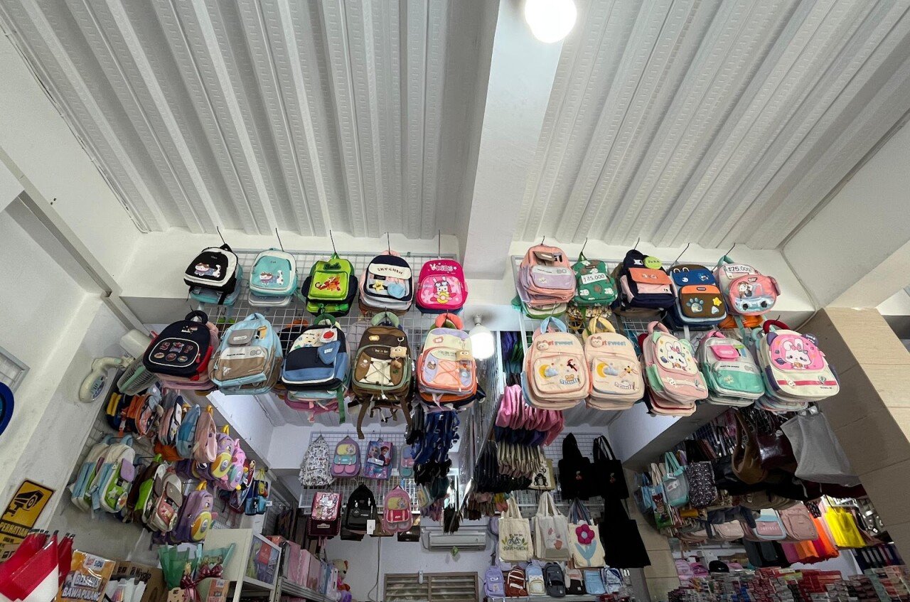 Nadhi Mart Kampial