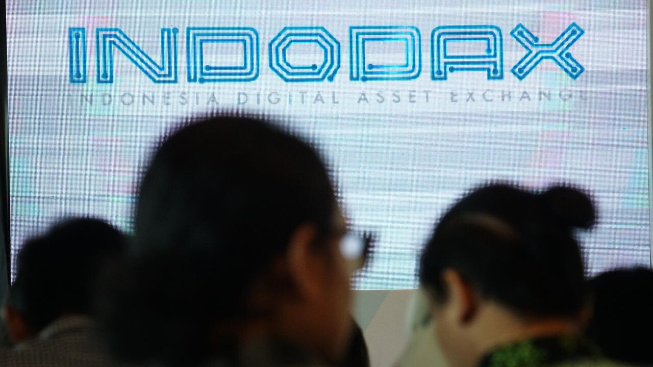 Индонезийская криптобиржа Indodax приостановила вывод денег из-за попыток взлома