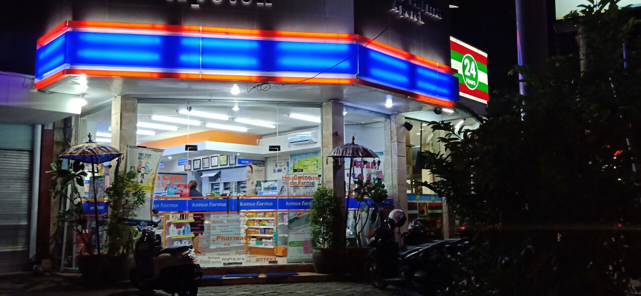Apotek Kimia Farma 412 Seminyak 2