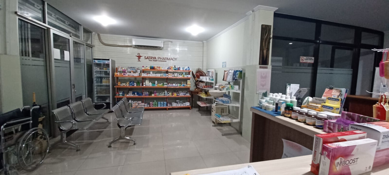 APOTEK SATRYA PHARMACY