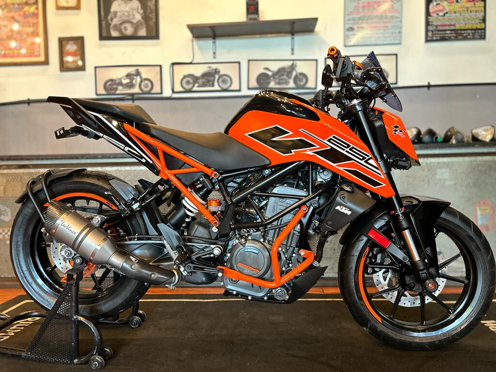 Torched Garage Buy And Sale Motorcycle