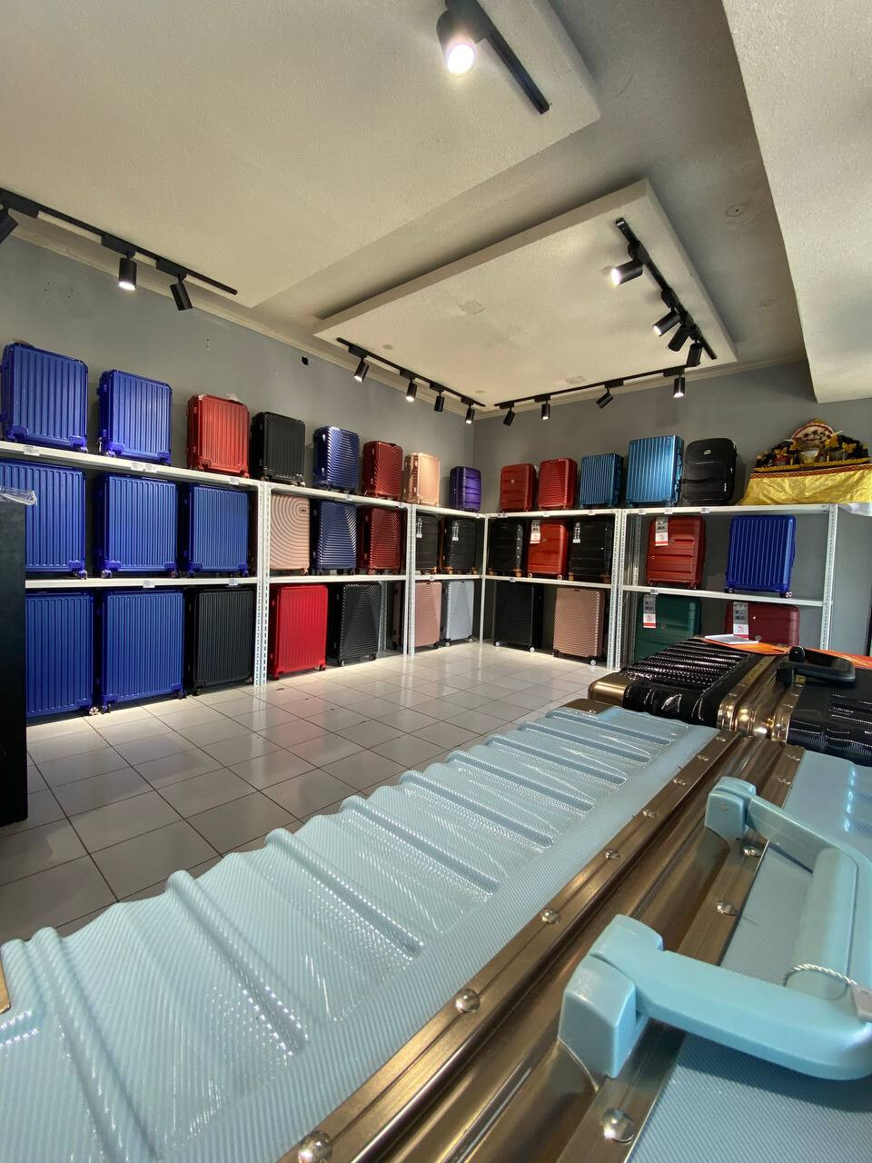 Zip-Up Bali Suitcase Store