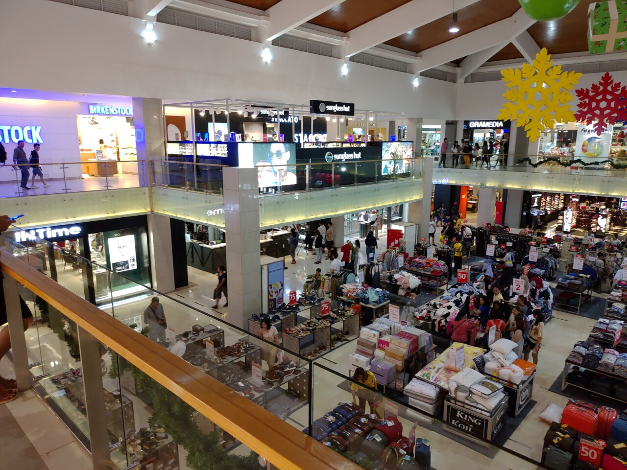 Matahari Department Store Mal Bali Galeria