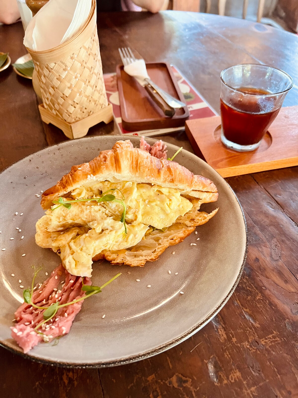 Ropana Coffee shop and Restaurant
