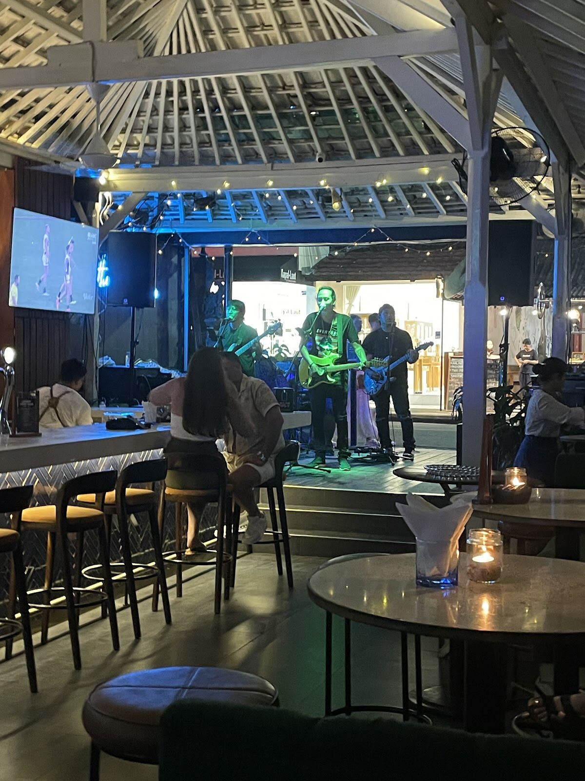 The Blue Door Bar, Club & Grill