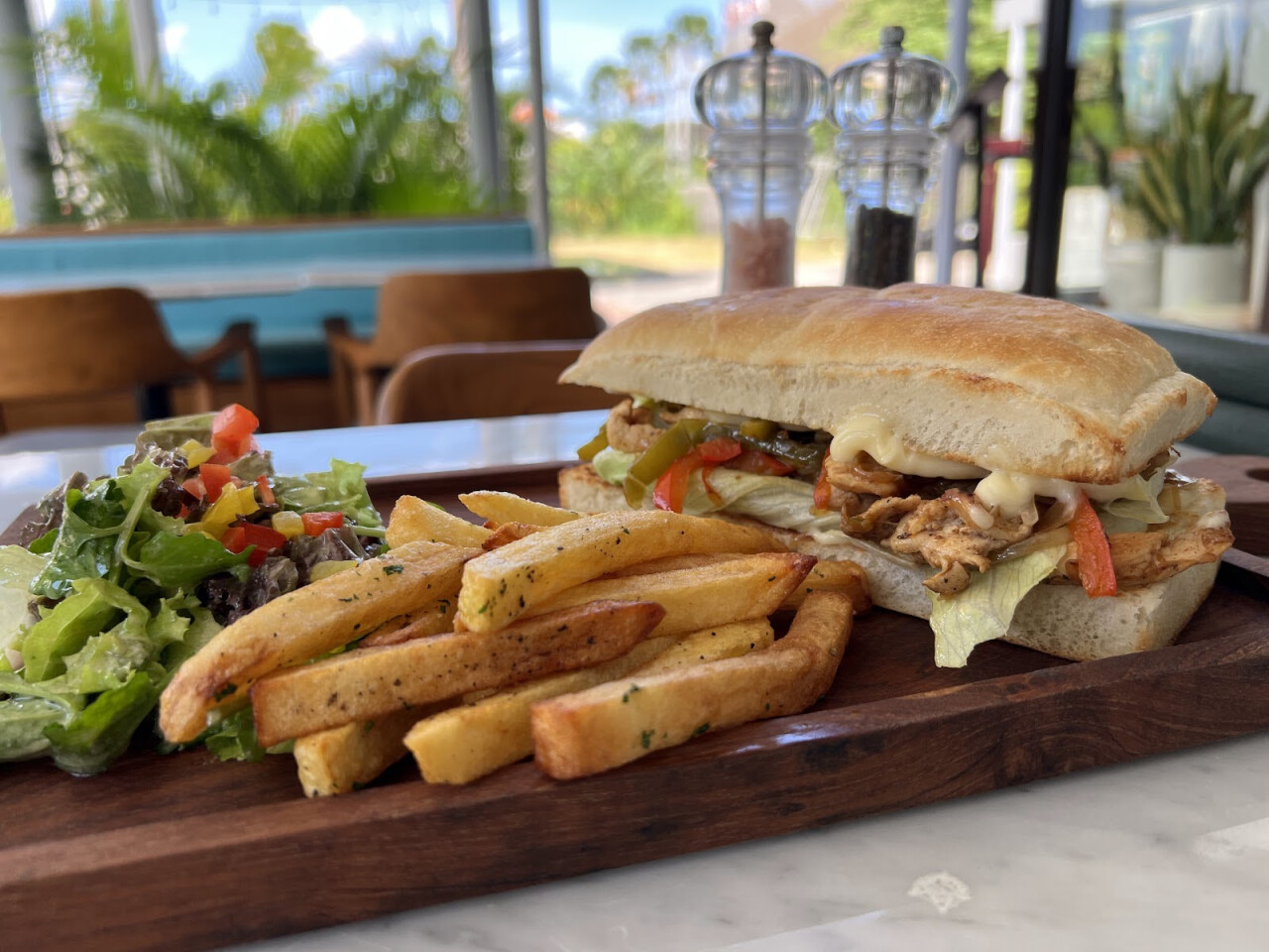 Legends - Bistro Bar & Sports