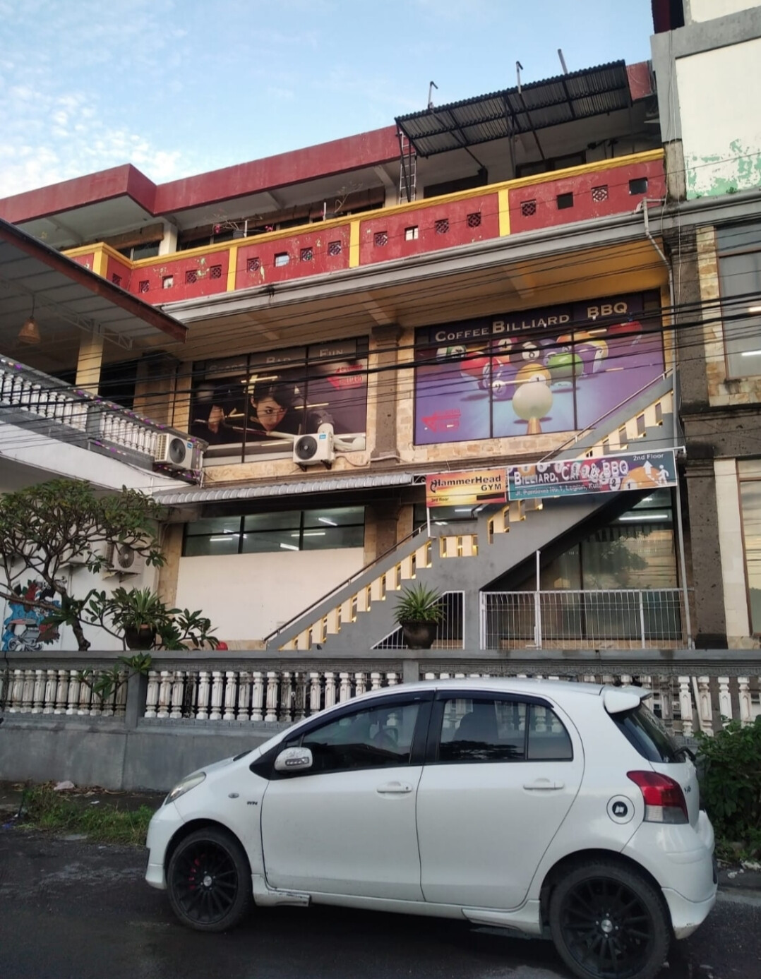 D'legend billiard sport bar