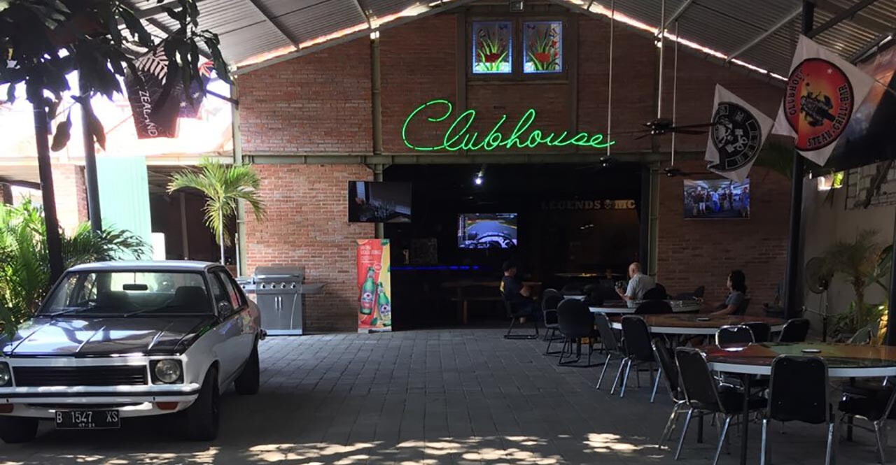 Clubhouse Steak Grill & Sports Bar