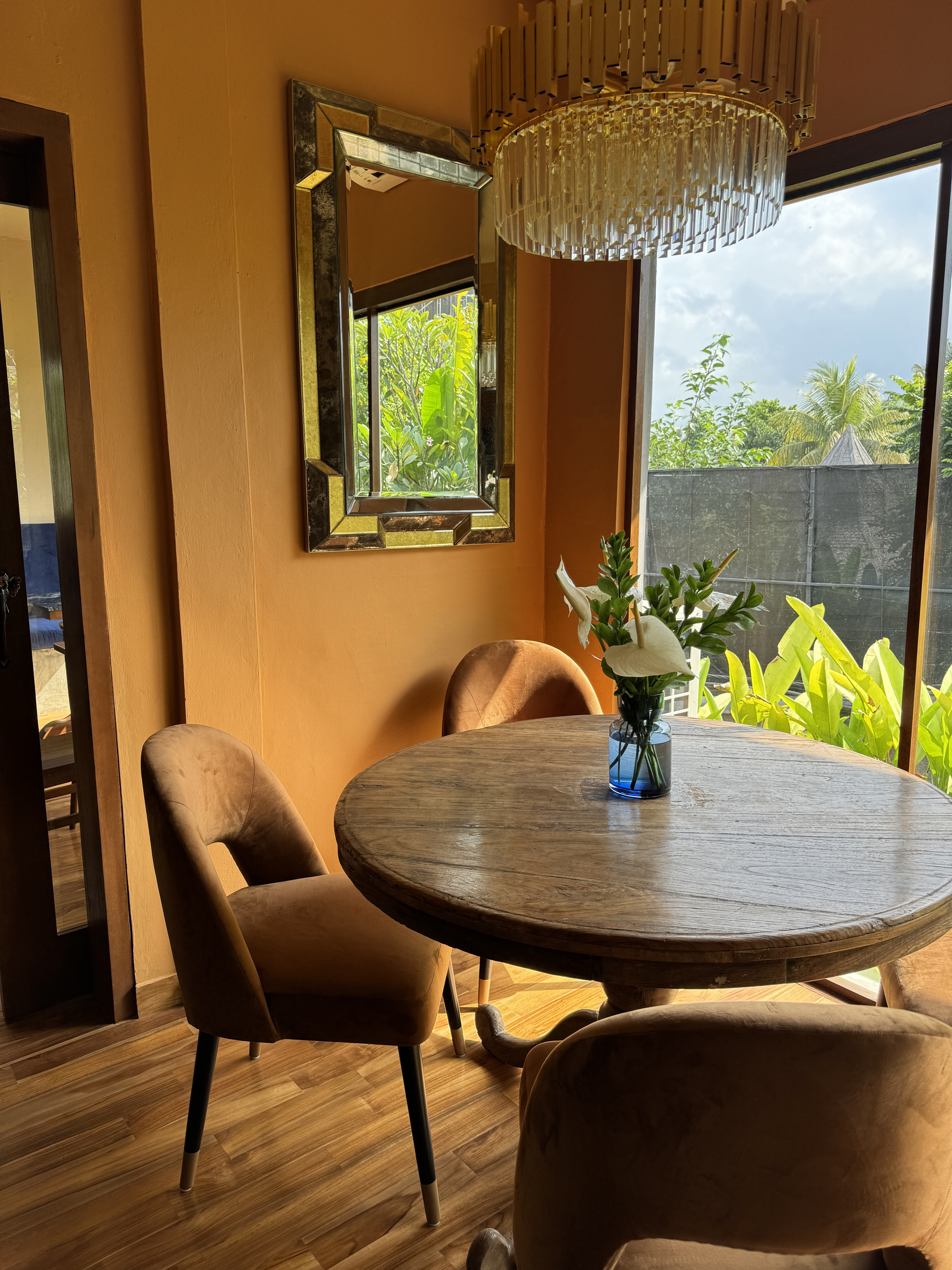 ShamanaMama Restaurant