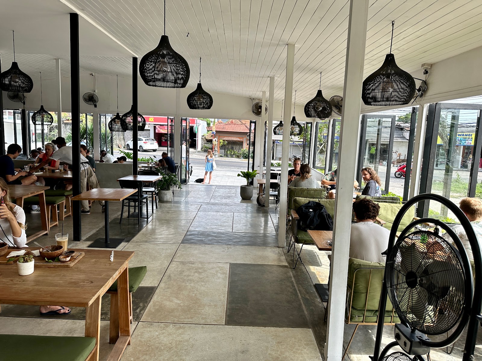 ресторан NOURISH CAFE ULUWATU 5
