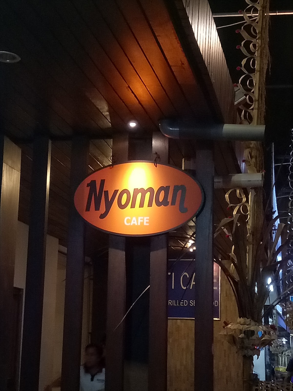 Nyoman Cafe Muaya Beach