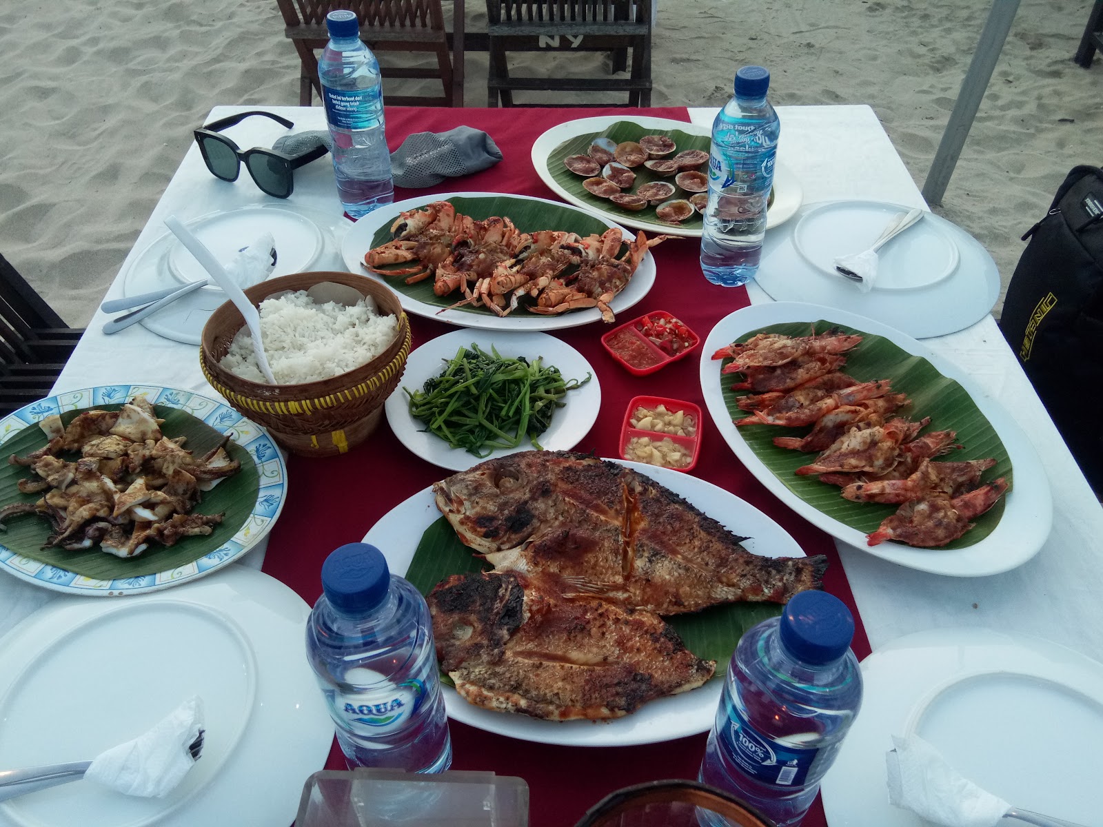 Nyoman Cafe Muaya Beach