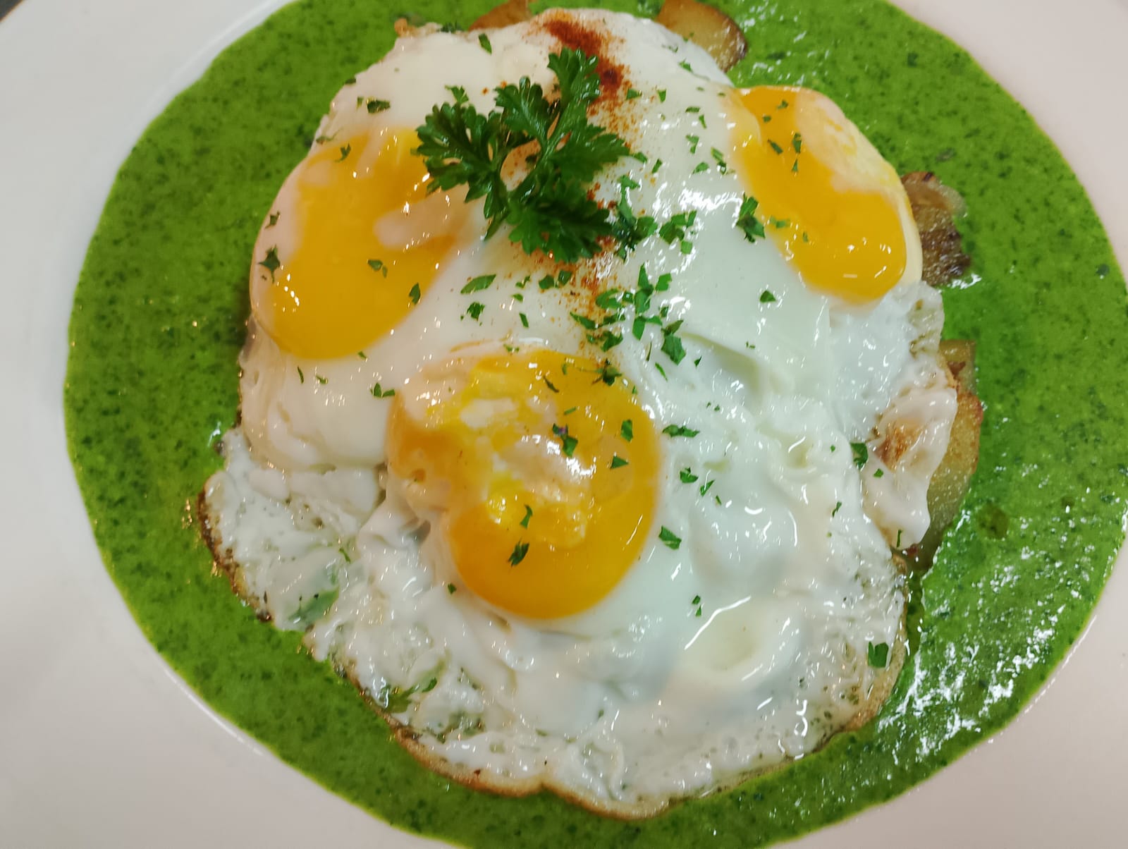 Nyoman's Beer Garden Bar & Restaurant