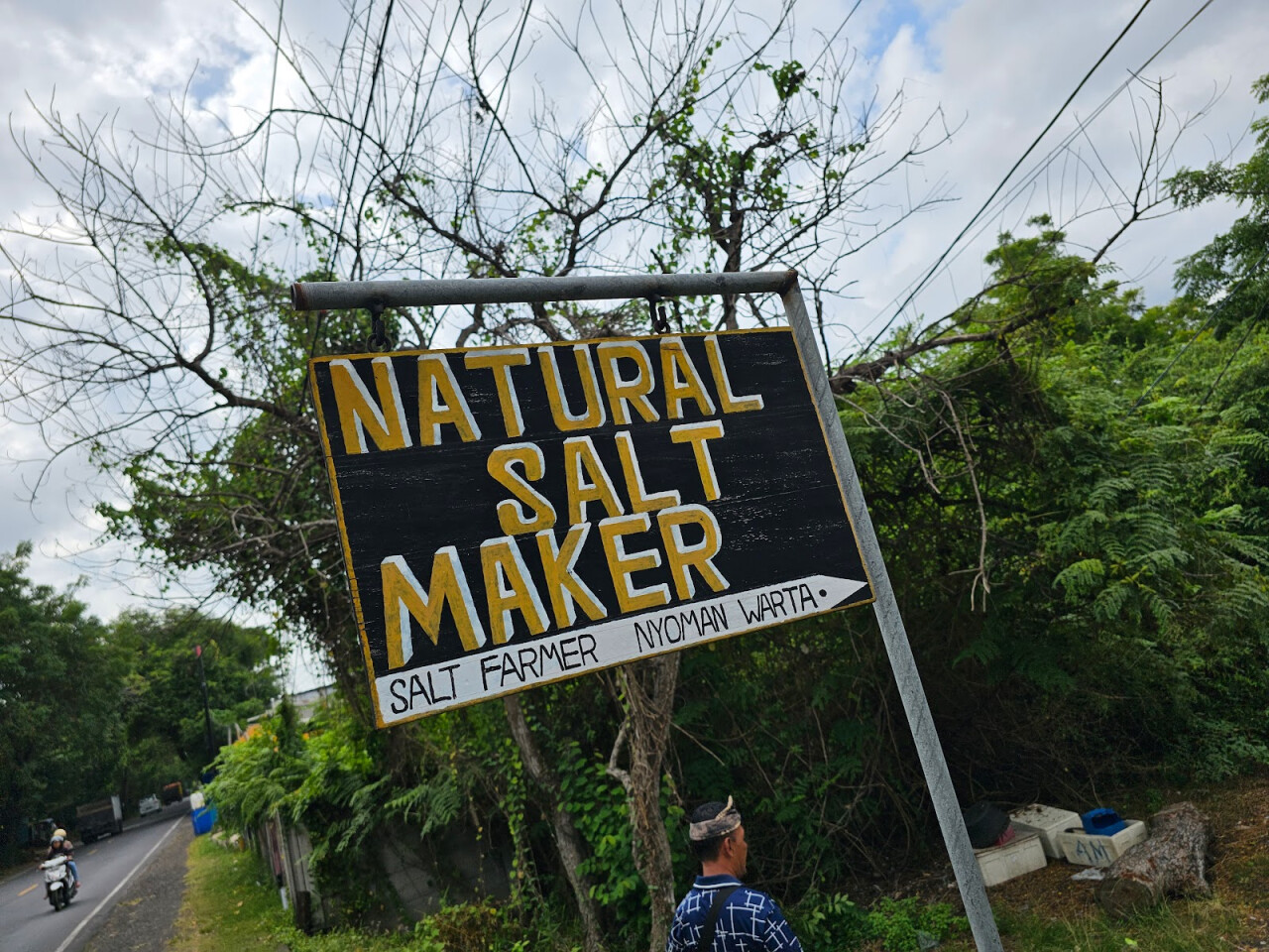 Pesinggahan Natural Salt Farmer