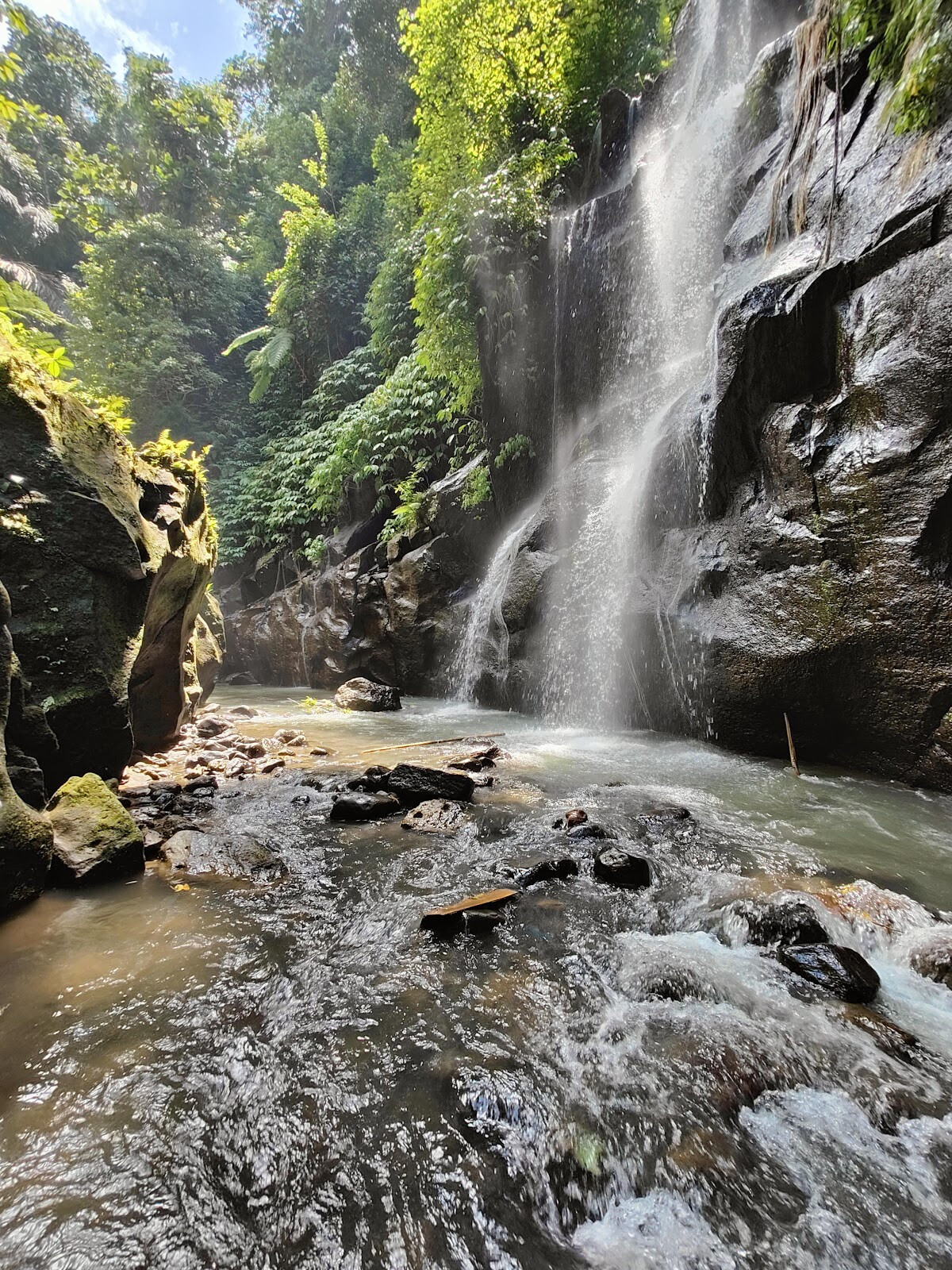 Dedari Waterfall