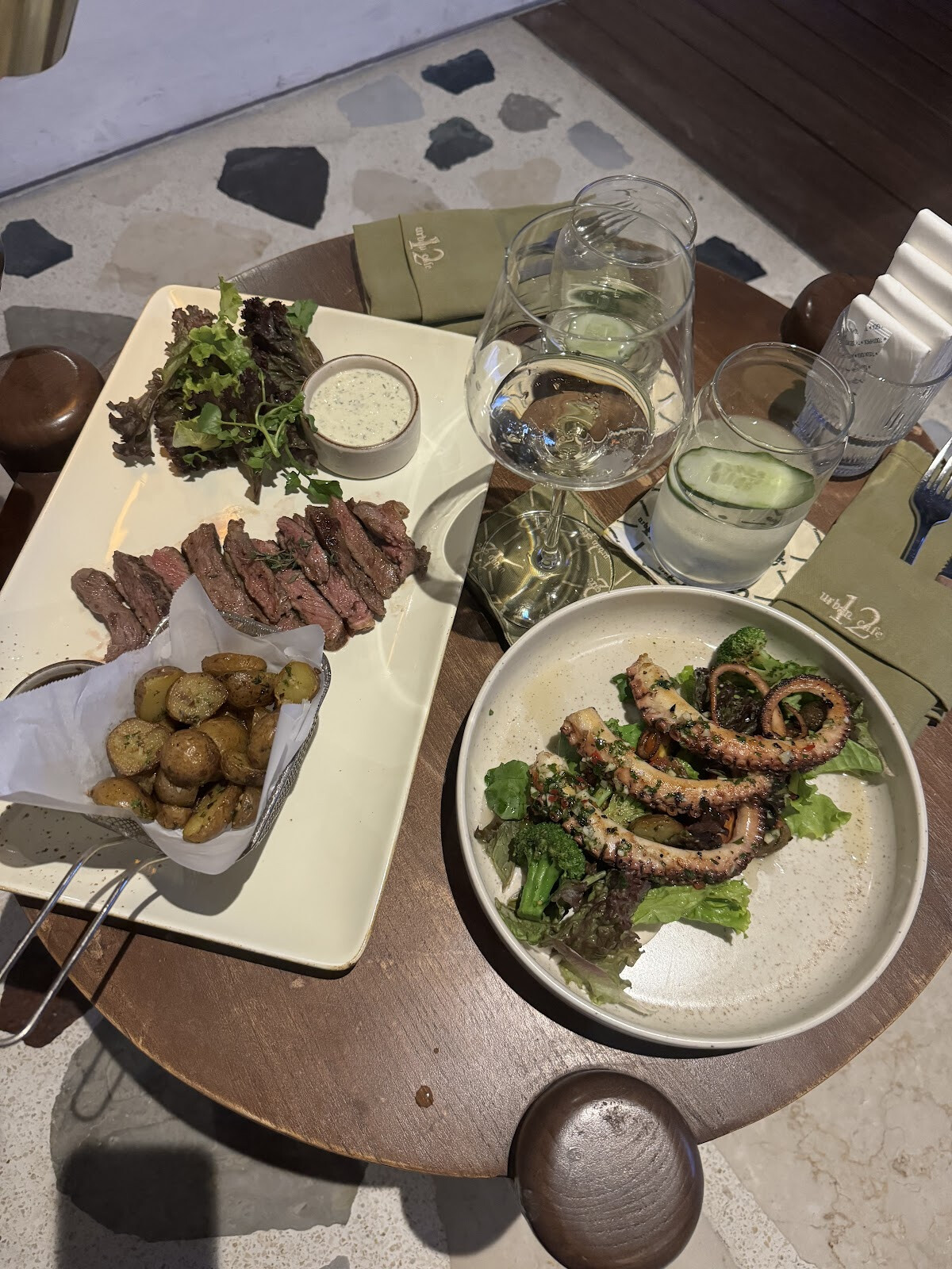 Twelve urban cafe