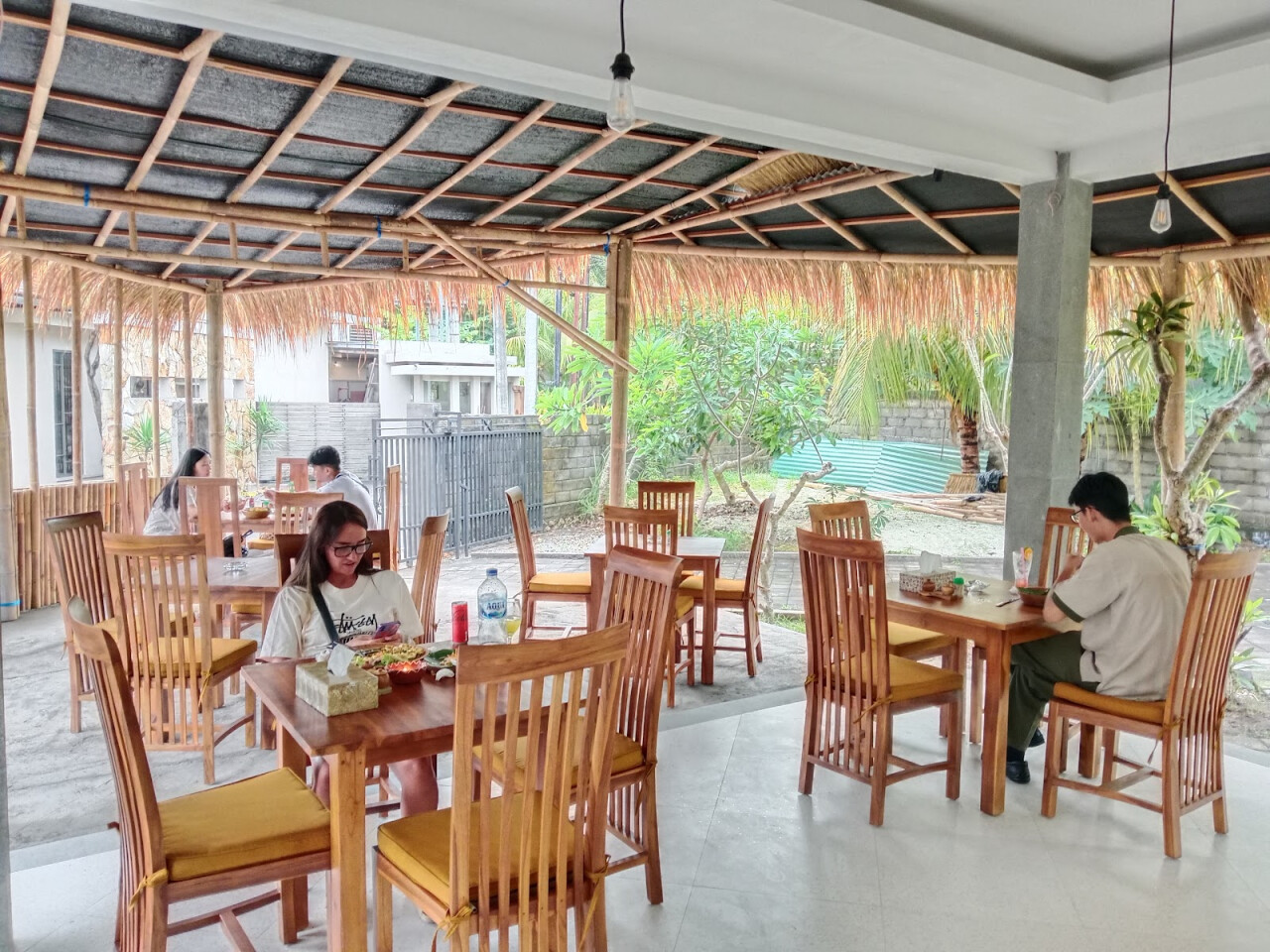 Warung The Lima Jimbaran
