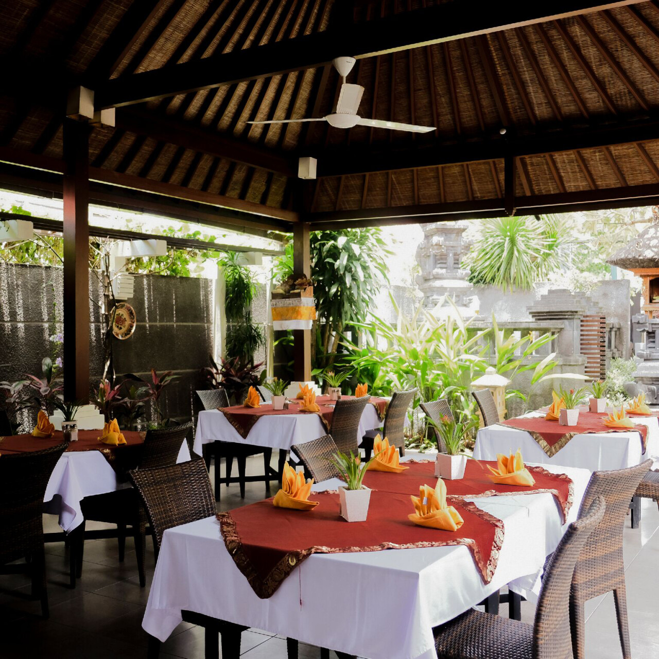 Ganesha ek Sanskriti (Traditional Indian Cuisine & Bar) Sanur