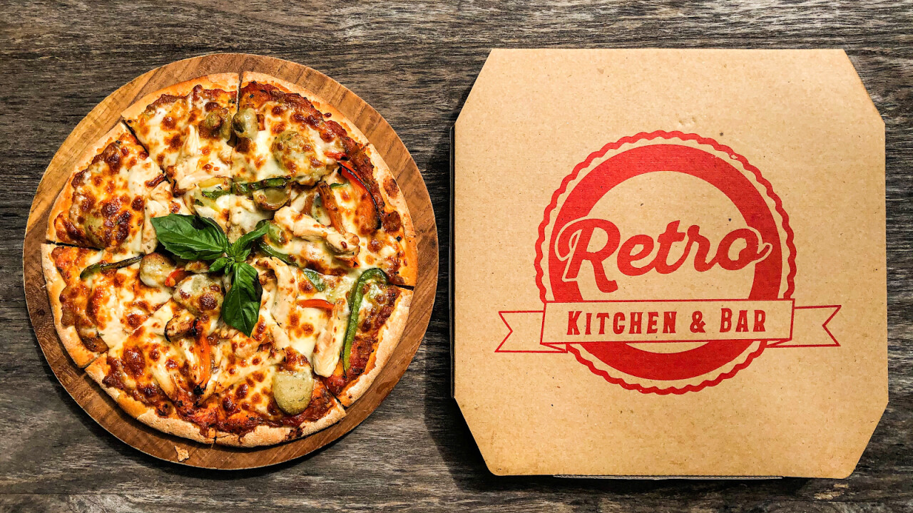 Retro Kitchen and Bar