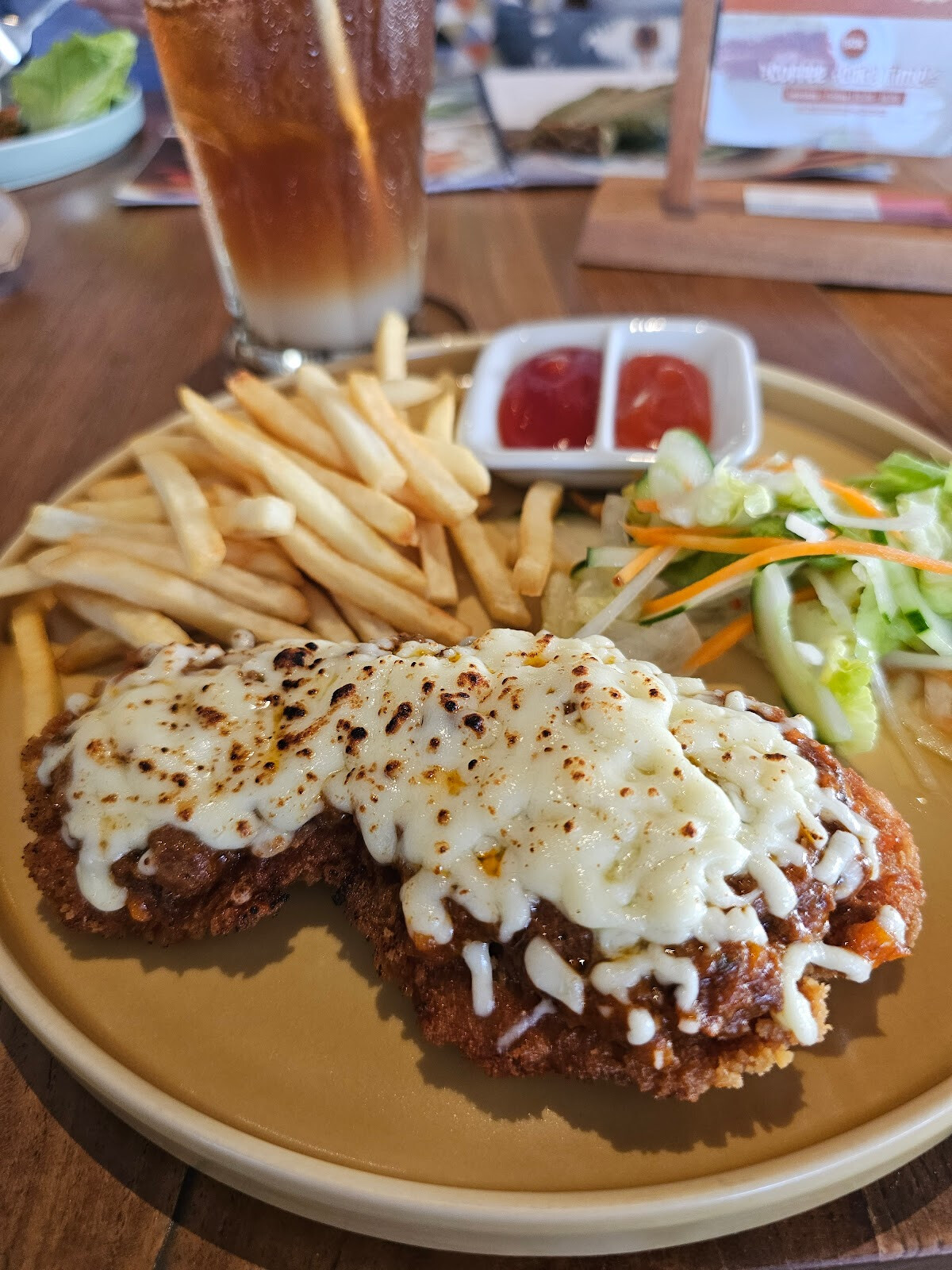Lunga Eatery & Coffee