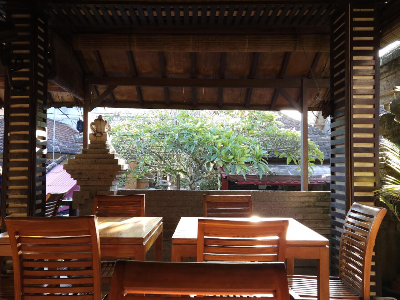 Melting Wok Warung