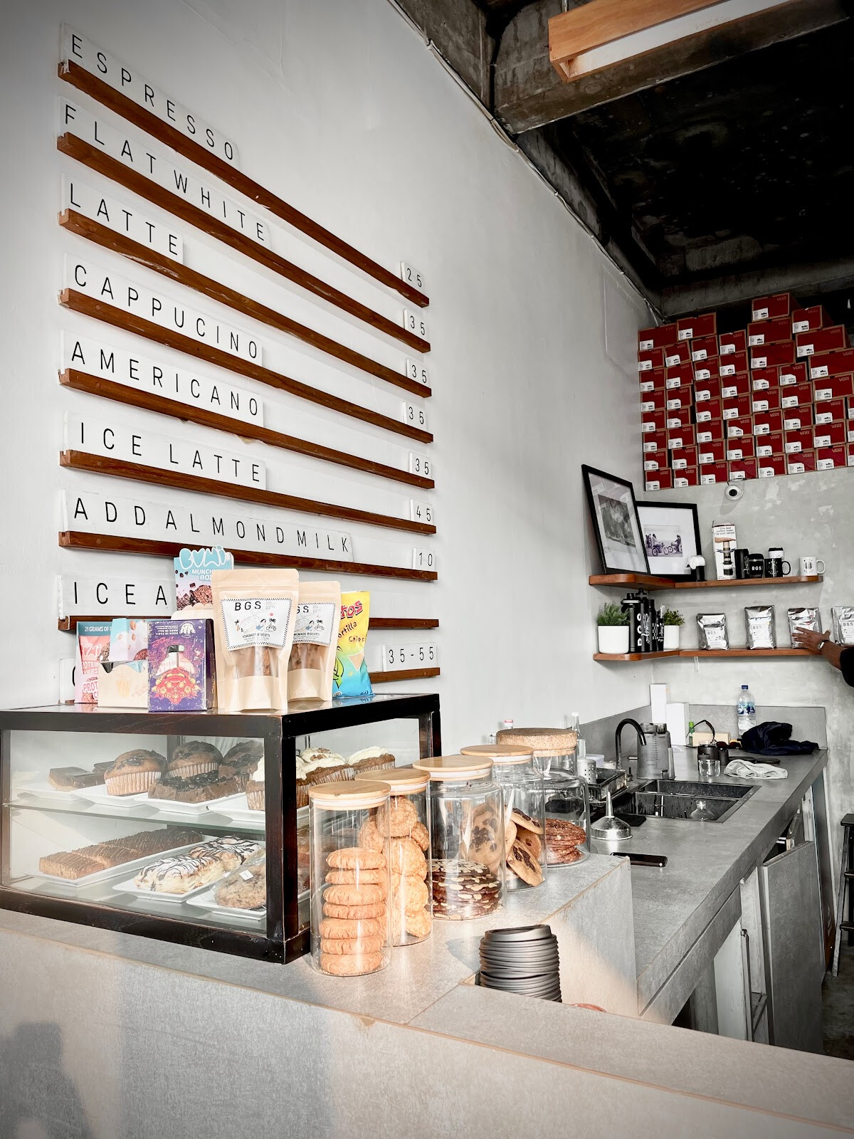 BGS Bali Canggu - Coffee Bar & Surf Shop