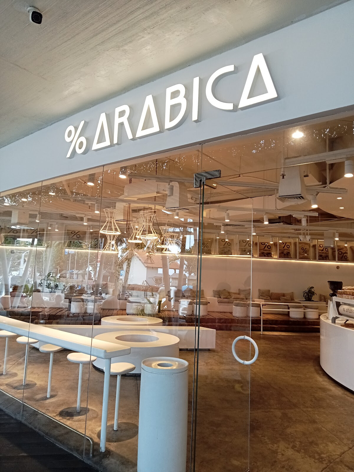 % Arabica Bali Kuta Beachwalk