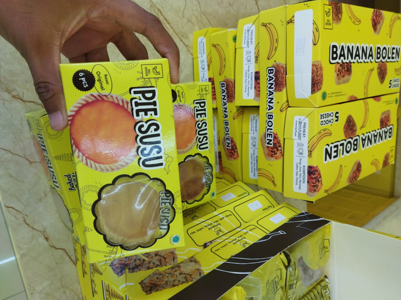 BALI BANANA RENON