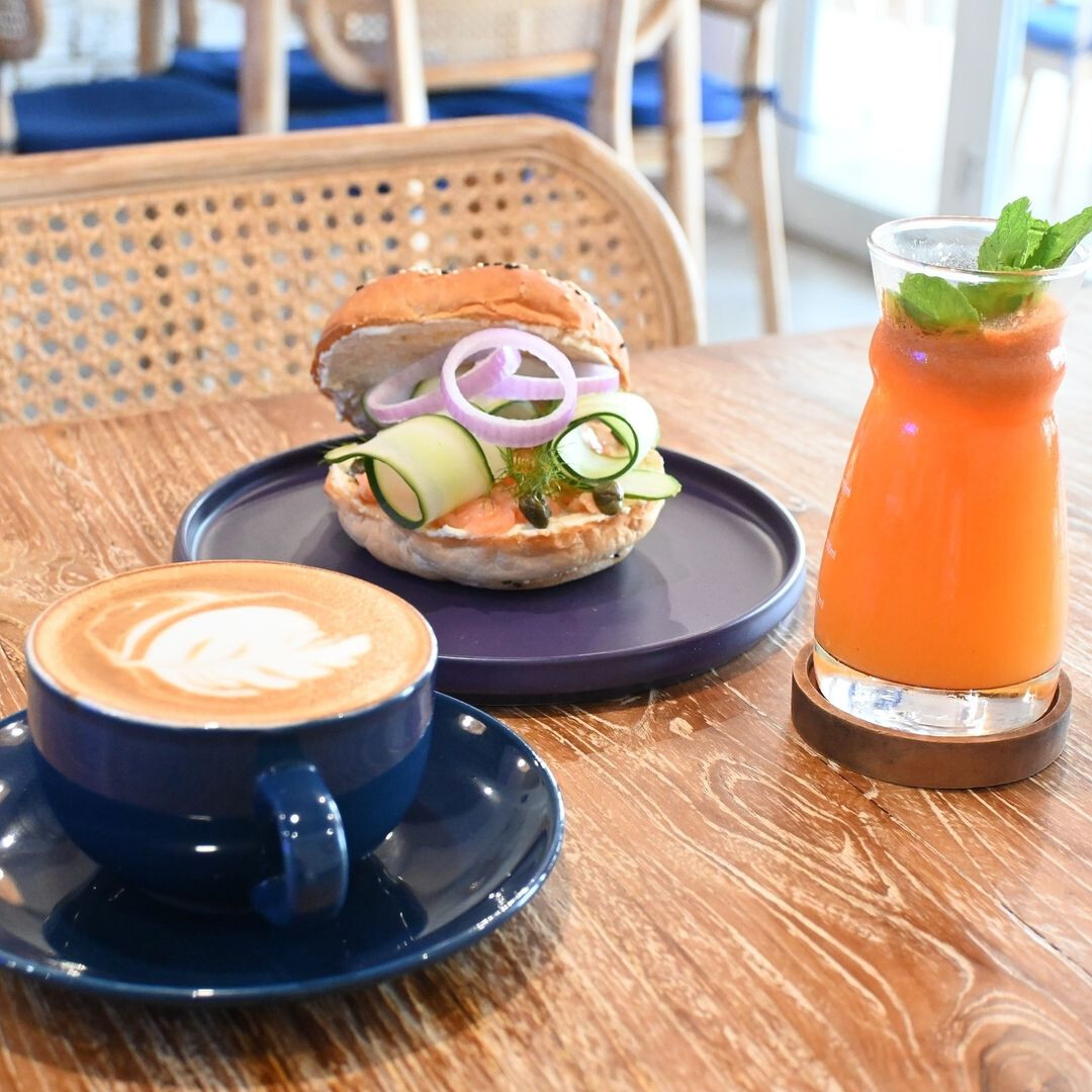 Better Me Cafe Gili Trawangan