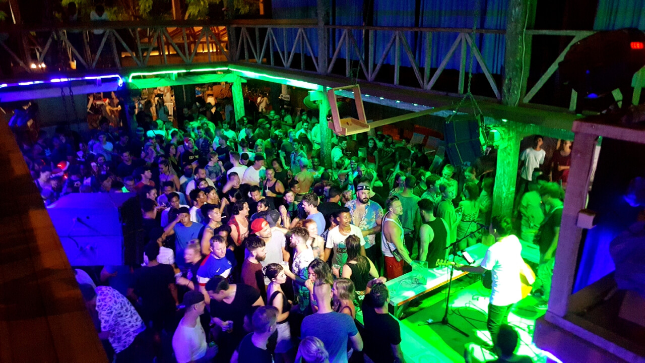 Evolution Bar