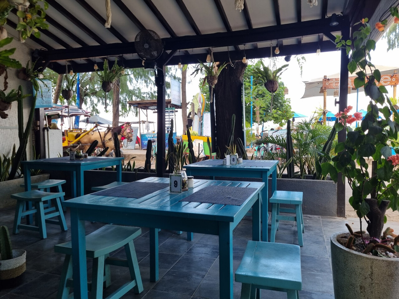 taste café & restaurant