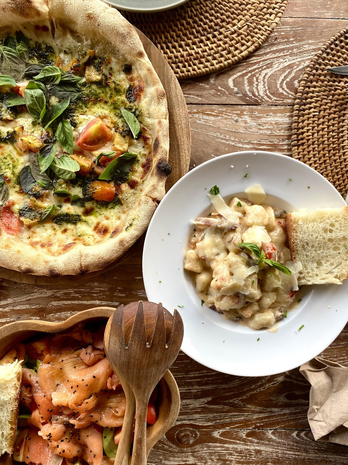 Francesco's Pizza