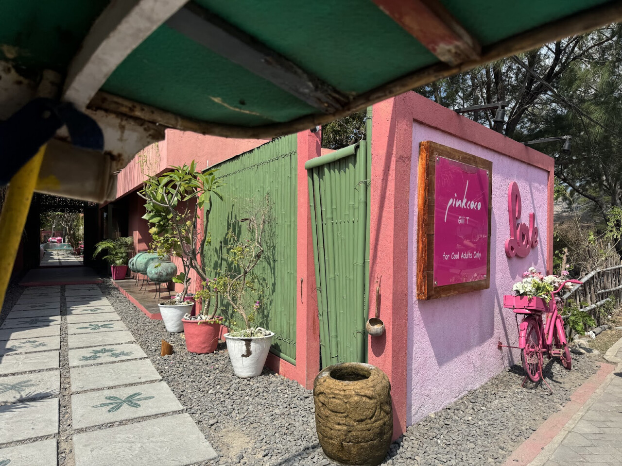 Pinkcoco Beach Club